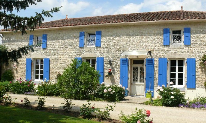 Montreuil Bed & Breakfast | Le Clos de la Vigne