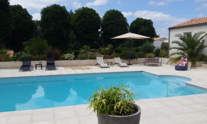 Saintes Bed & Breakfast | Le Clos des Oiseaux