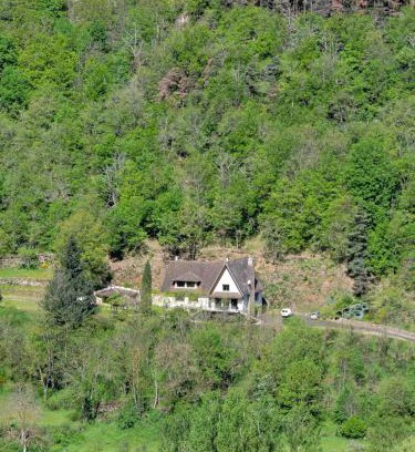 Molompize House | Le Clos Joli 15