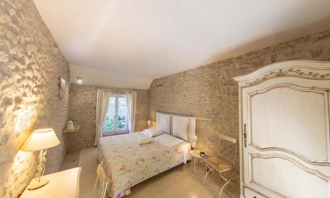 Clery-Saint-Andre Bed & Breakfast | Le Clos Tilia