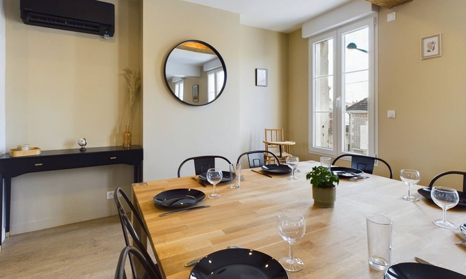 Margny-les-Compiegne Apartment | Le Cocon D'octave