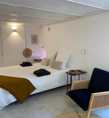Bois-le-Roi Apartment | Le Cocon - proche gare avec jardinet - 2 adultes et 1 bébé