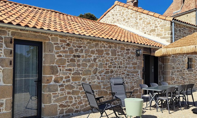Saint-Christophe-du-Bois House | Le Domaine de la Haye - Luxury gîte "L'Oliveraie - 15 minutes from Puy du Fou