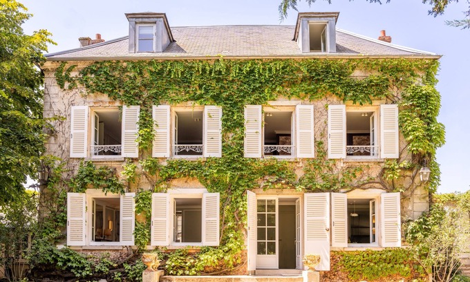 Vendrest House | Le Domaine, Charming Country House with Authentic Character, 1 Hour from Paris