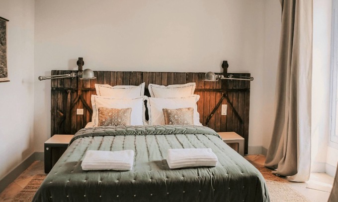 Bernac House | Le Domaine de la Monestarié Charm, elegance and scents of Tuscany