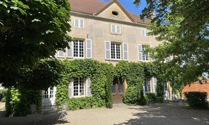 Baugy House | Le Domaine du Martray - Typical southern Burgundy family home