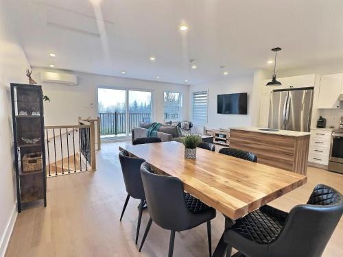 Saint-Faustin-Lac-Carre Apartment | Le domaine du Sous-Bois