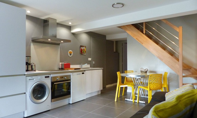 Mont-Dol Cottage | Le Fournil-Gîte-Apartment-Ensuite with Bath