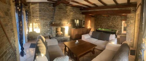 Montherme House | Le Gîte au bord de la Forêt