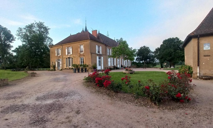 Anzy-le-Duc House | le Gîte du Lac - Anzy LE DUC