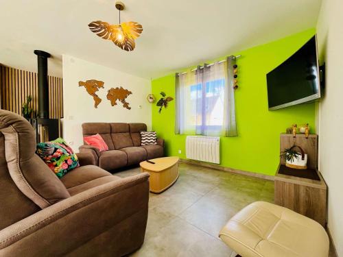 Saint-Hilaire-Petitville House | Le Gite des Marais Charming Holiday Home with Garden in Carentan-les-Marais