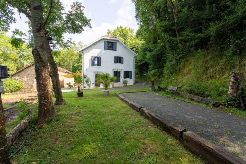 Monein House | Le Gite Ozalée - Domaine Helaku