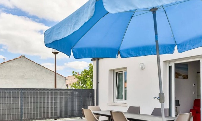 Beauvoir-sur-Mer House | Le Gois - Terrasse - Parking