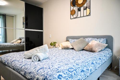 Schiltigheim Apartment | Le Golden - Centre Ville - Accès Transports en Commun - Balcon Cosy - Commerces à Proximité