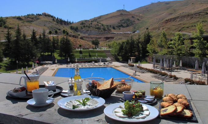 Mchaymcheh Hotel | Le Grand Chalet Zaarour