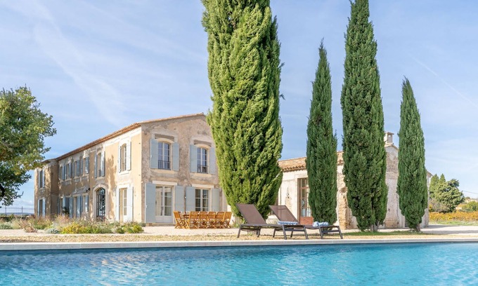 Cairanne House | Le Grand Chêne: Former winegrowing estate with Confort Moderne