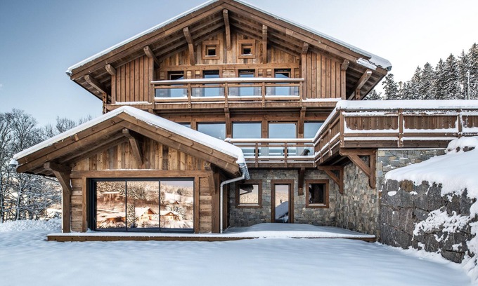 Ban-sur-Meurthe-Clefcy Ski Chalet | Le Grand V, luxury chalet with indoor pool