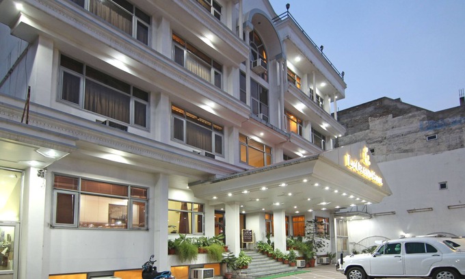 Mayapur Hotel | Le Grand Hotel