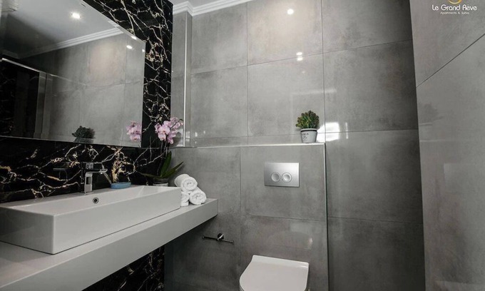 Gerakini Apartment | Le Grand Rêve Junior Suite 2
