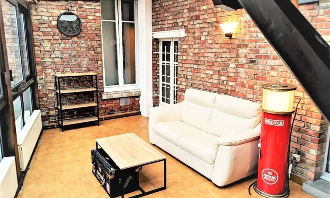 Soissons Apartment | Le Greyhound - Grand Appartement Centre-ville