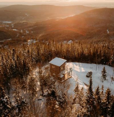 Lac Beauport Ski Chalet | Le Hélios - MicroChalet au Maelstrom