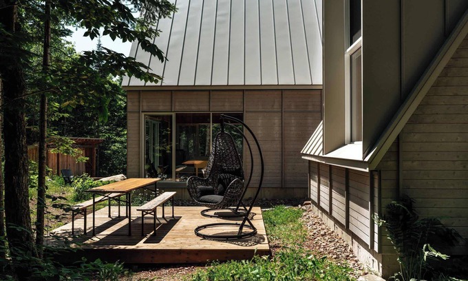 Chertsey Ski Chalet | Le Havre Gris - Lakeside Nature Escape & Hikes