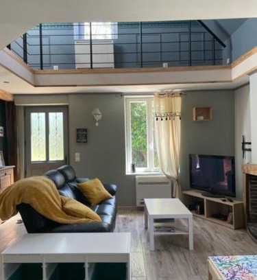 Gournay-le-Guerin House | Le Jardin de Juliette