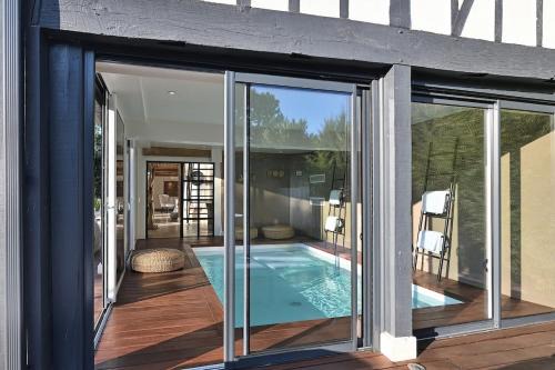 Fourmetot House | Le Jardin des Hespérides - Piscine intérieure, Jacuzzi et Sauna