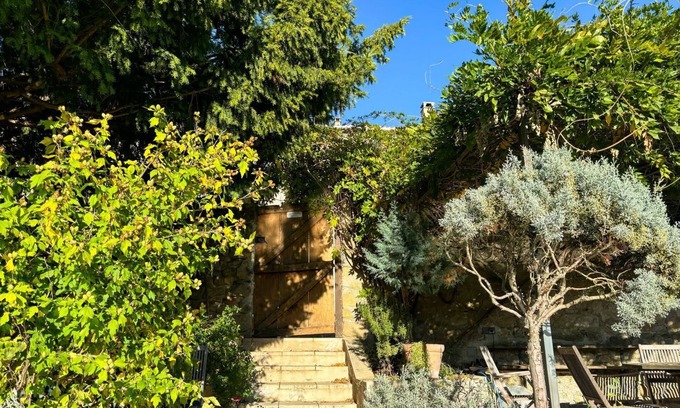 Laurac Villa | Le Jardin Secret - Four Bedroom Villa, Sleeps 8