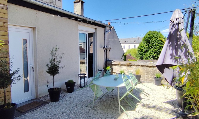 Tonnerre Apartment | Le Jungle, Appartement 35m2 Avec Cour