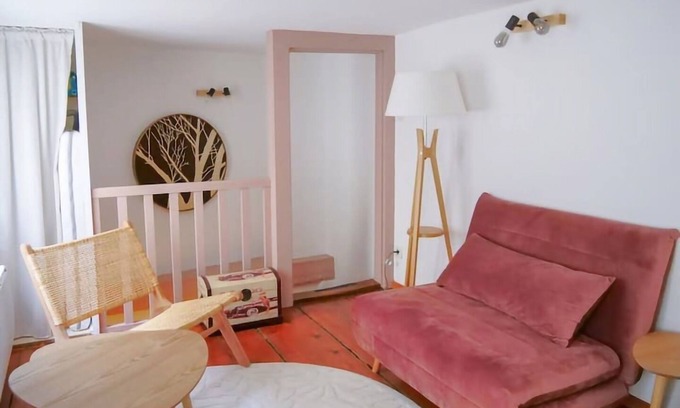 Historic Center Apartment | Le Lilly Rose - Mini duplex dans le cœur historique