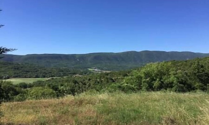 Viens Apartment | le Luberon et le Colorado Provençal Vous Attendent