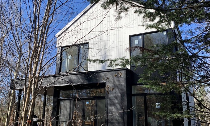 Eastman Ski Chalet | Le Luxe au Coeur de la Nature Adossé au Parc National du Mont Orford