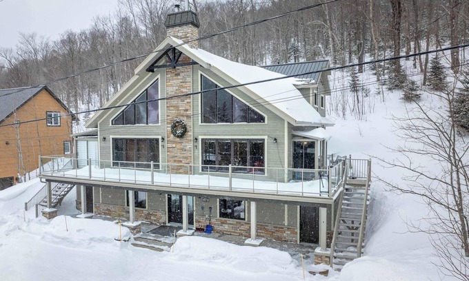 Saint-Philemon Ski Chalet | Le Mésange | Nature, Calm & Modern Comfort