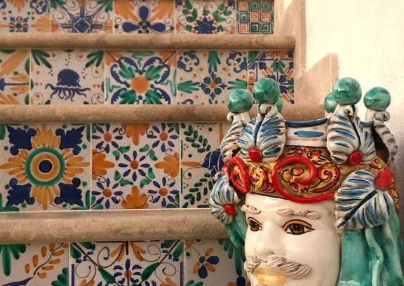 Marsala House | Le maioliche allo Stagnone