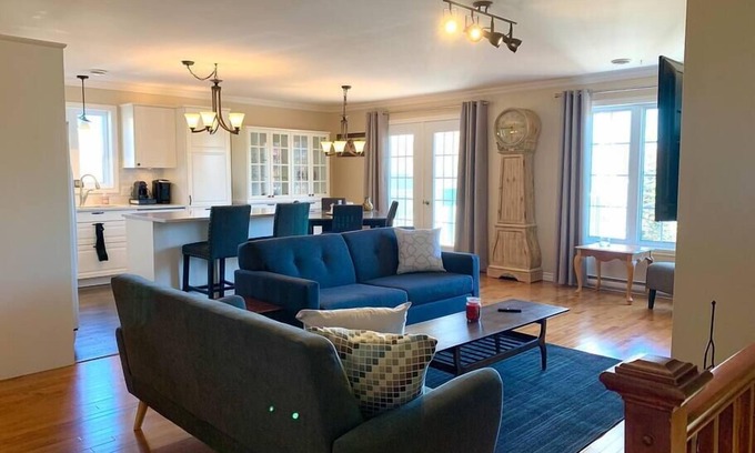 Magog Apartment | Le Malibu condo in Magog ⭐️⭐️⭐️⭐️⭐️