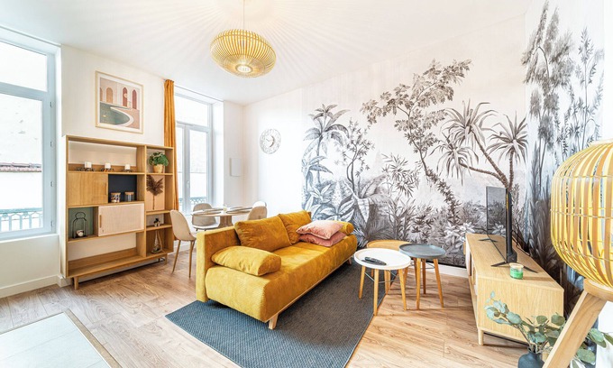 Vaise Apartment | Le Marietton cosy apartment a stone's throw from Valmy metro station