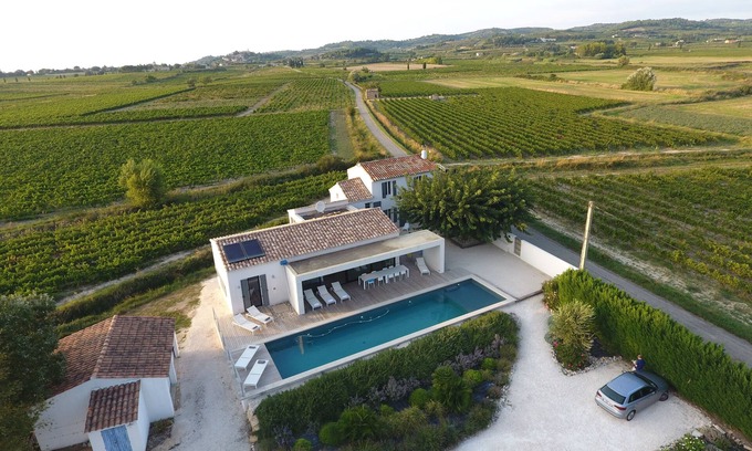 Cairanne Villa | Le mas du Sécheron Location open for 2026.