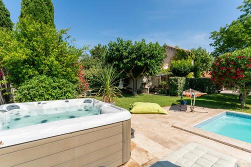 Graveson House | Le Mas