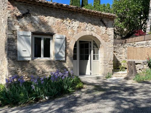 Montsegur-sur-Lauzon House | Le Mazet, gîte des Lucioles en Provence