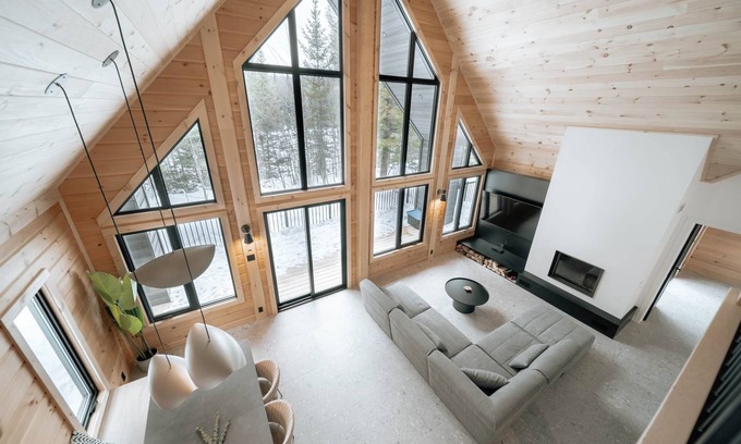 Amherst Ski Chalet | Le Mitik Kanata Tremblant 224