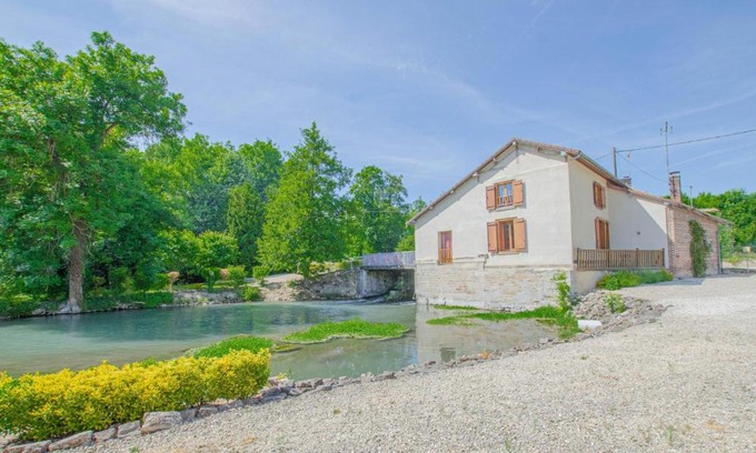 Lhuitre House | Le moulin de la lhuitrelle