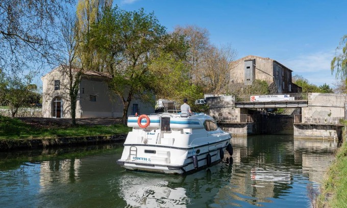 Saint-Martin-Lalande House | LE MOULIN DU VIVIER