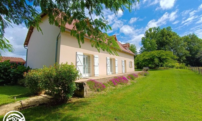 Vayrac House | Le Négadou - Vayrac - Gîte