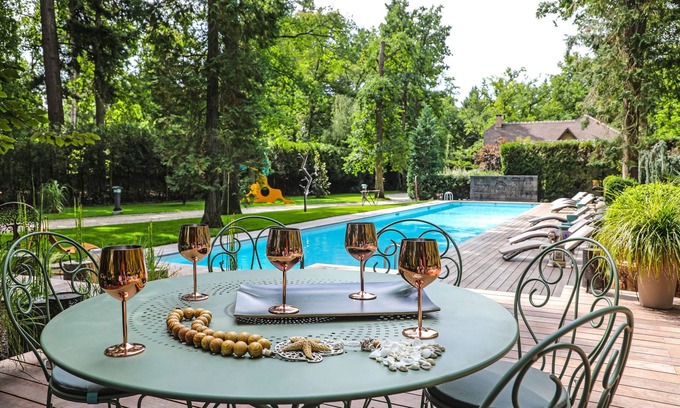 Lamorlaye Apartment | Le Nid d'Iflissen - Luxury apartment