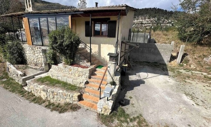 Saint-Auban Villa | Le Nid des Amis, garden, pool and view
