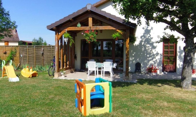 Rouilly-Sacey House | Le Nid - Rouilly Sacey