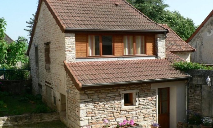 Saint-Martin-sous-Montaigu House | Le Pressoir - SAINT-MARTIN-SOUS-MONTAIGU