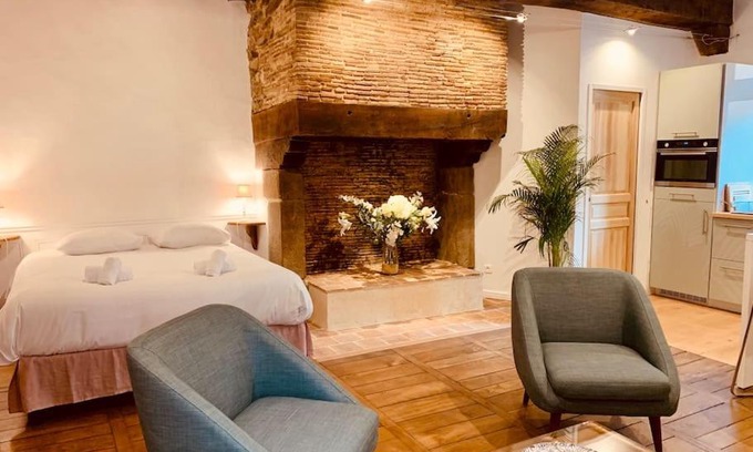 Dinan - Saint-Malo Apartment | Le Pandora, Charmant Studio - Hypercentre