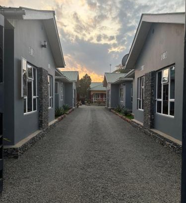 Boma la Ngombe Bed & Breakfast | Le Parlour